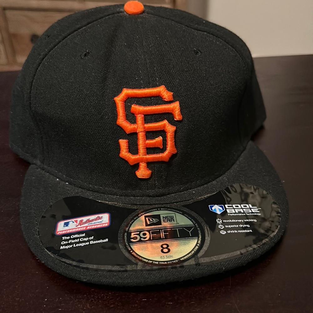 New Era Giants sz 8